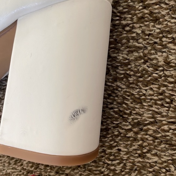 White boots size 7 - Picture 6 of 7